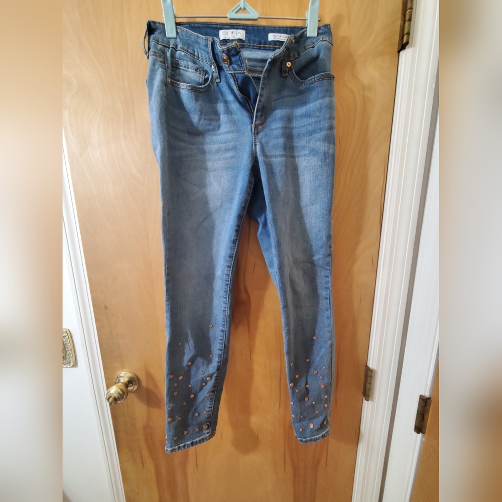 Sofia gold studded skinny jeans - Picture 2 of 3